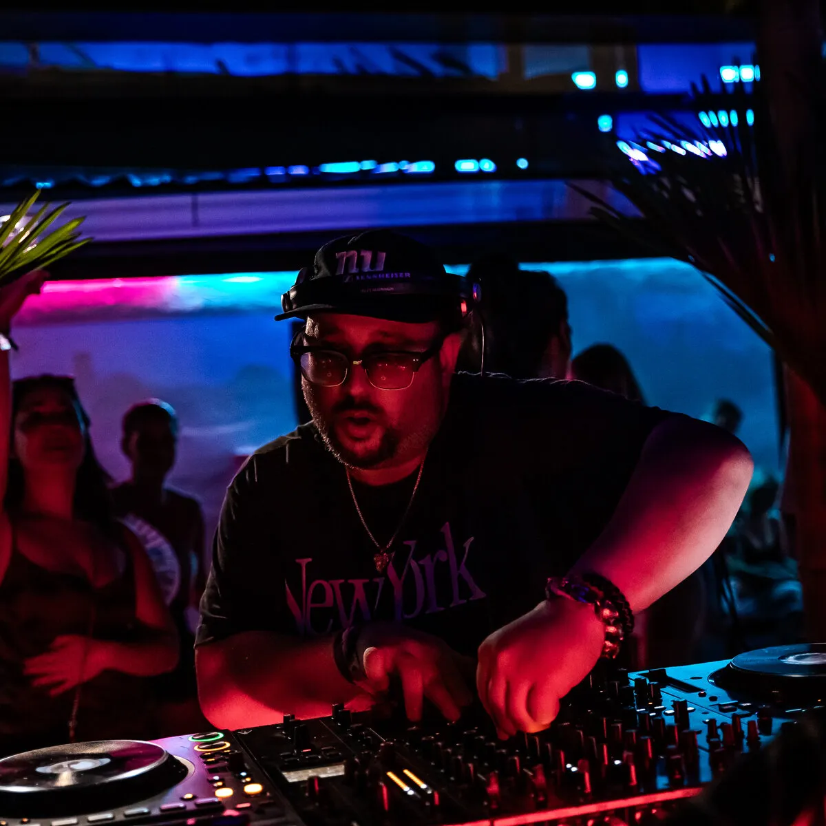 Papa Lu live performance