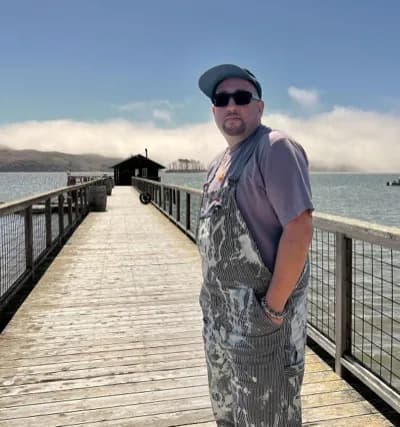 Papa Lu lifestyle portrait