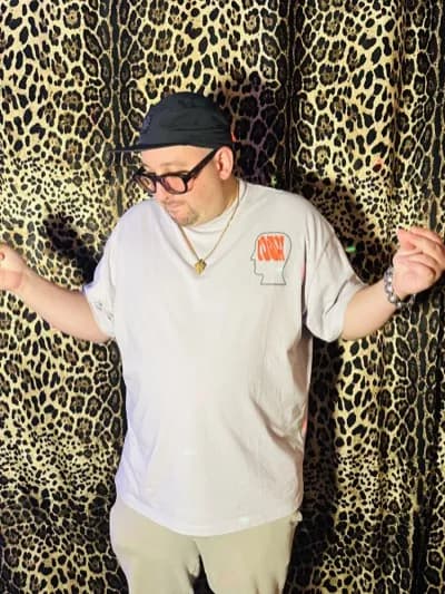 Papa Lu lifestyle portrait