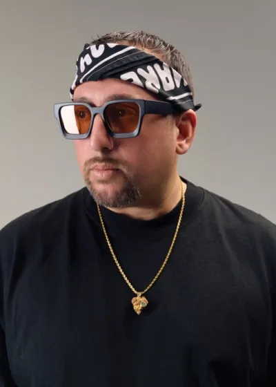 Papa Lu studio headshot